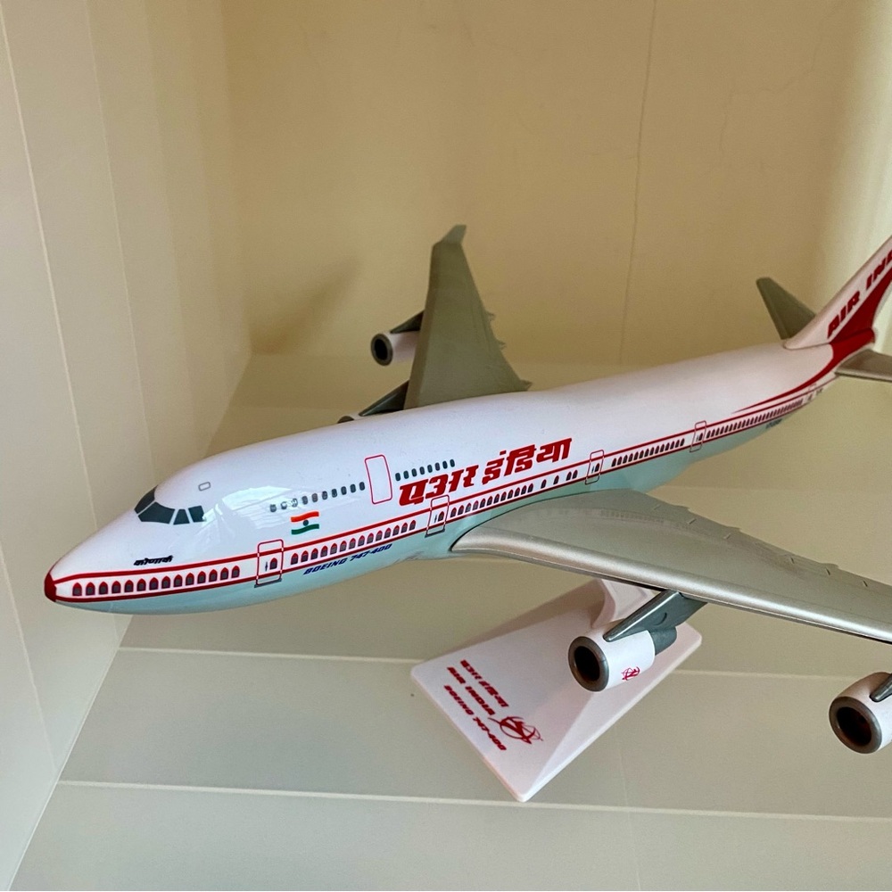 747 Herpa Air India Model Airplane - White and Red